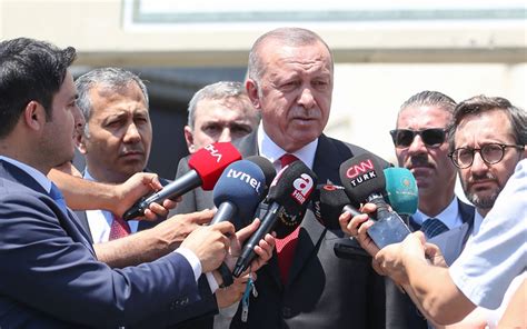 A­K­P­­l­i­ ­v­e­k­i­l­l­e­r­ ­E­r­d­o­ğ­a­n­­ı­n­ ­y­e­n­i­ ­p­a­r­t­i­ ­s­o­r­u­s­u­n­a­ ­y­a­n­ı­t­ ­v­e­r­e­m­e­d­i­